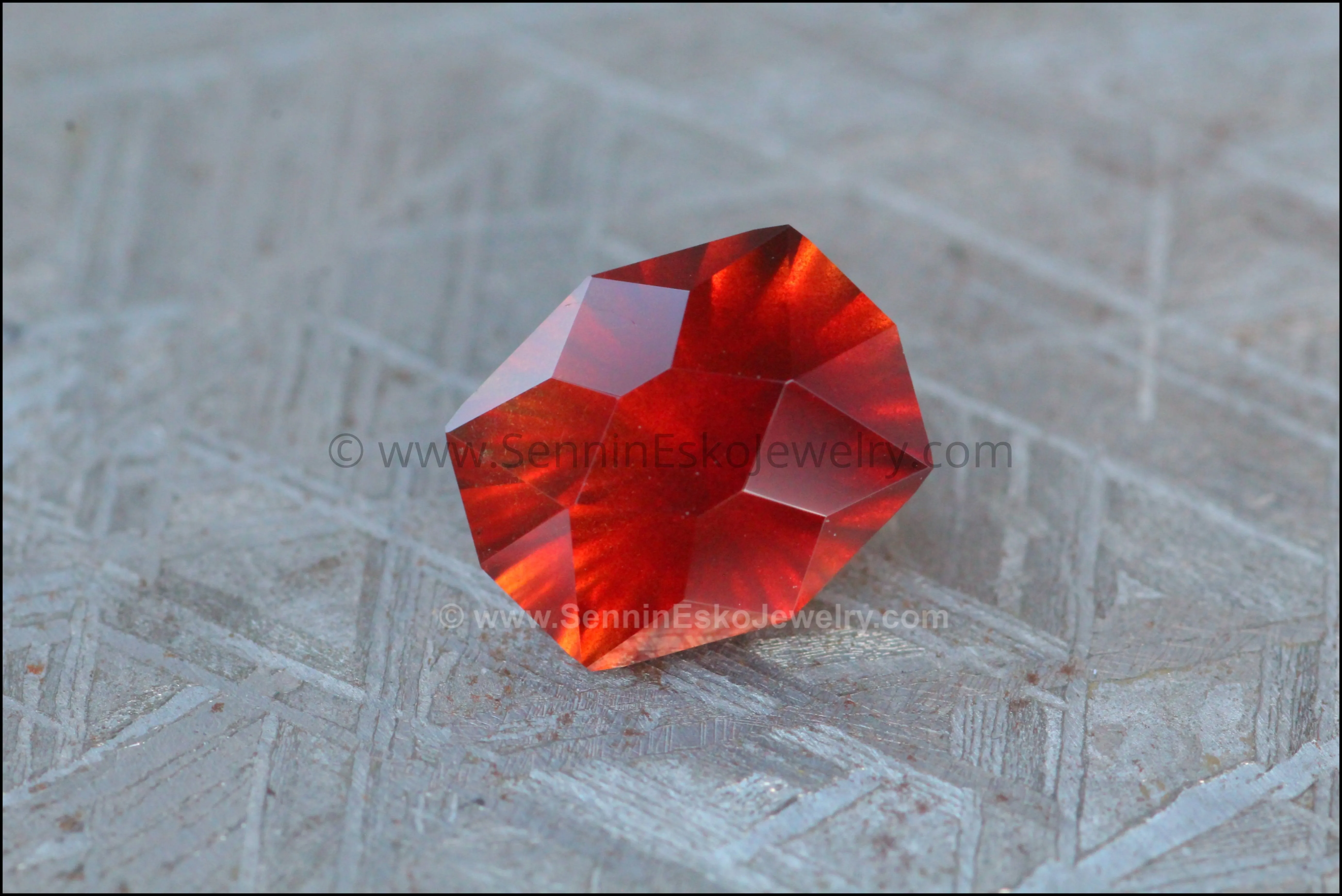 2.5ct Velvety Orange & Red Sapphire - 8.8x7.3mm - Fantasy Cut