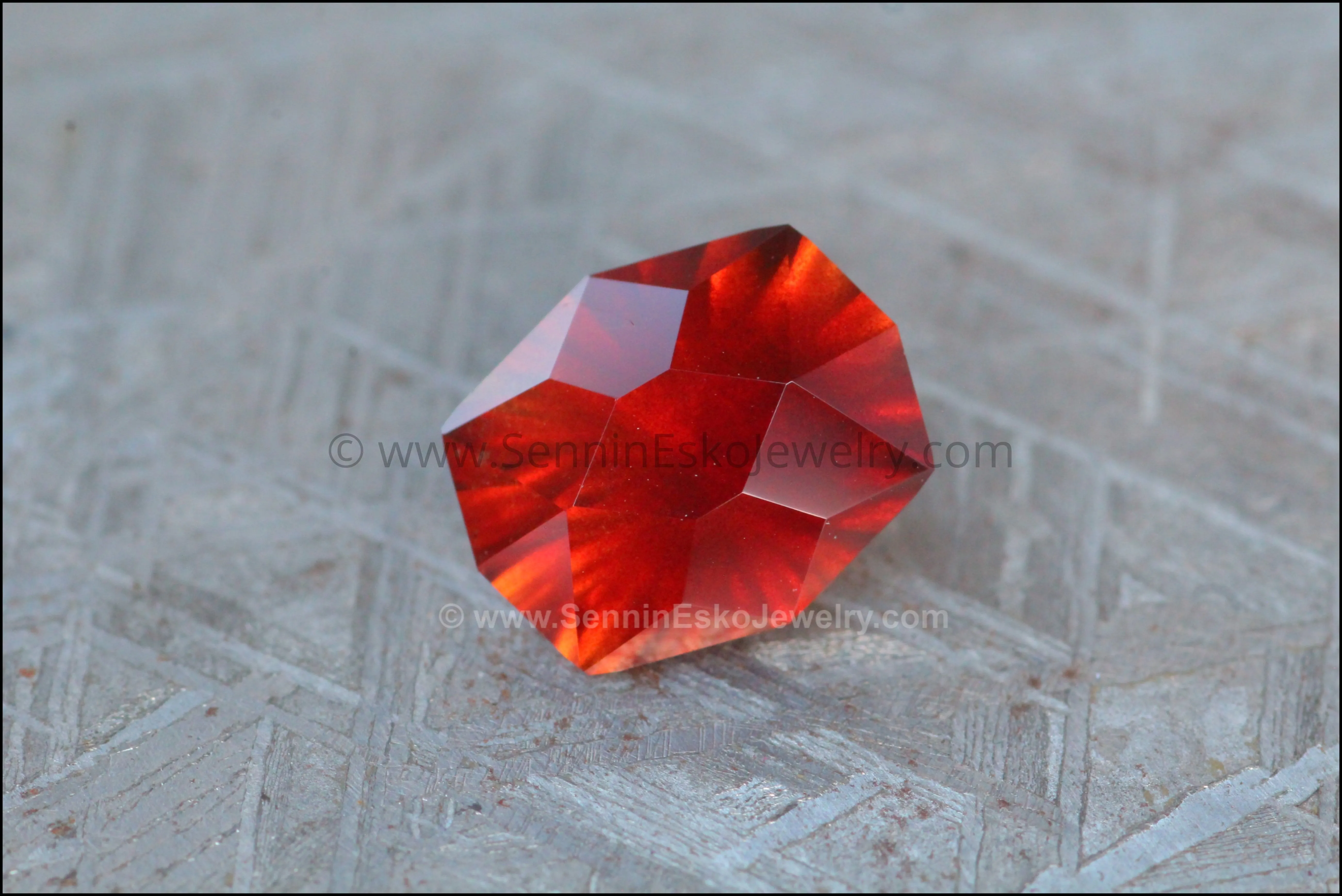 2.5ct Velvety Orange & Red Sapphire - 8.8x7.3mm - Fantasy Cut