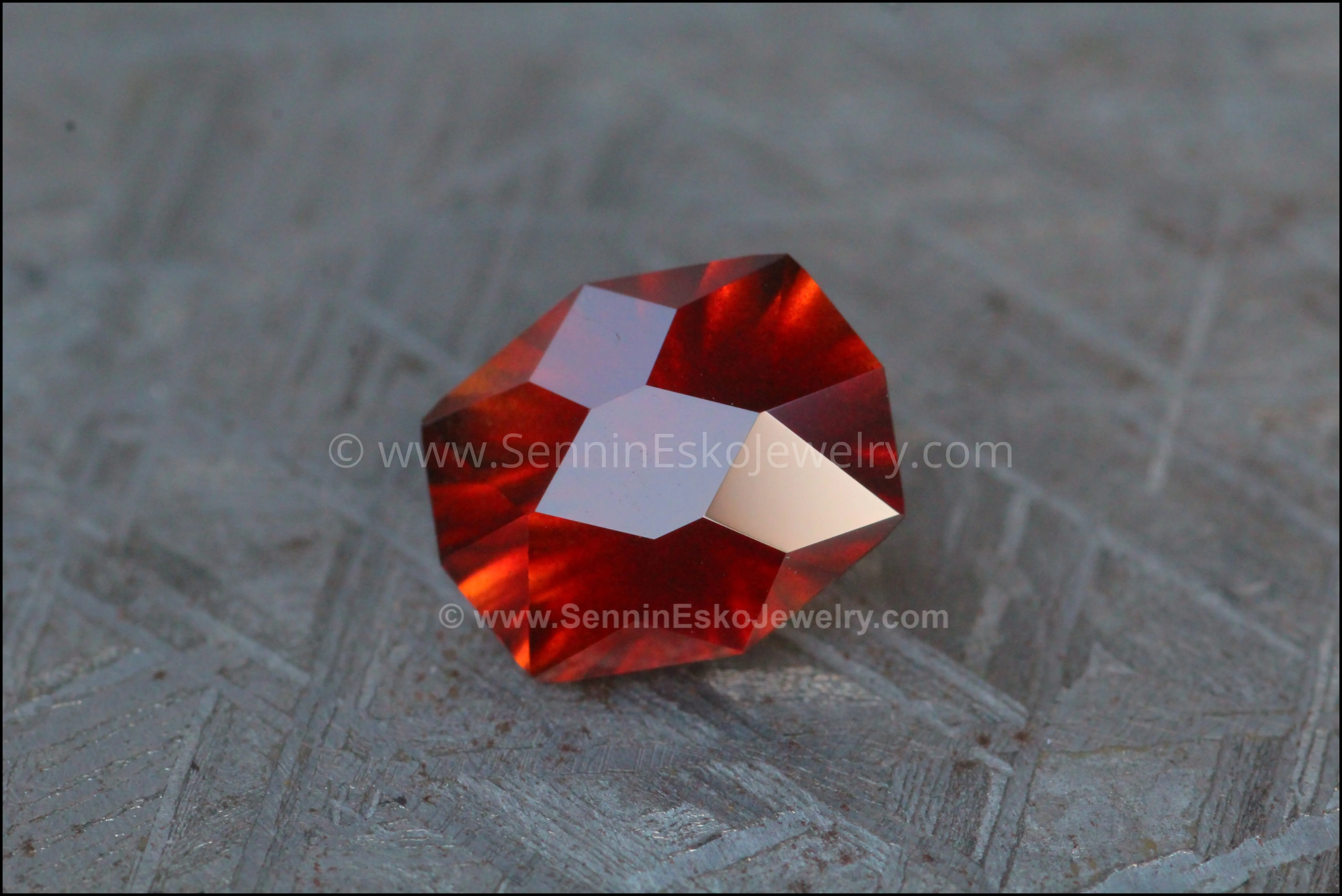 2.5ct Velvety Orange & Red Sapphire - 8.8x7.3mm - Fantasy Cut