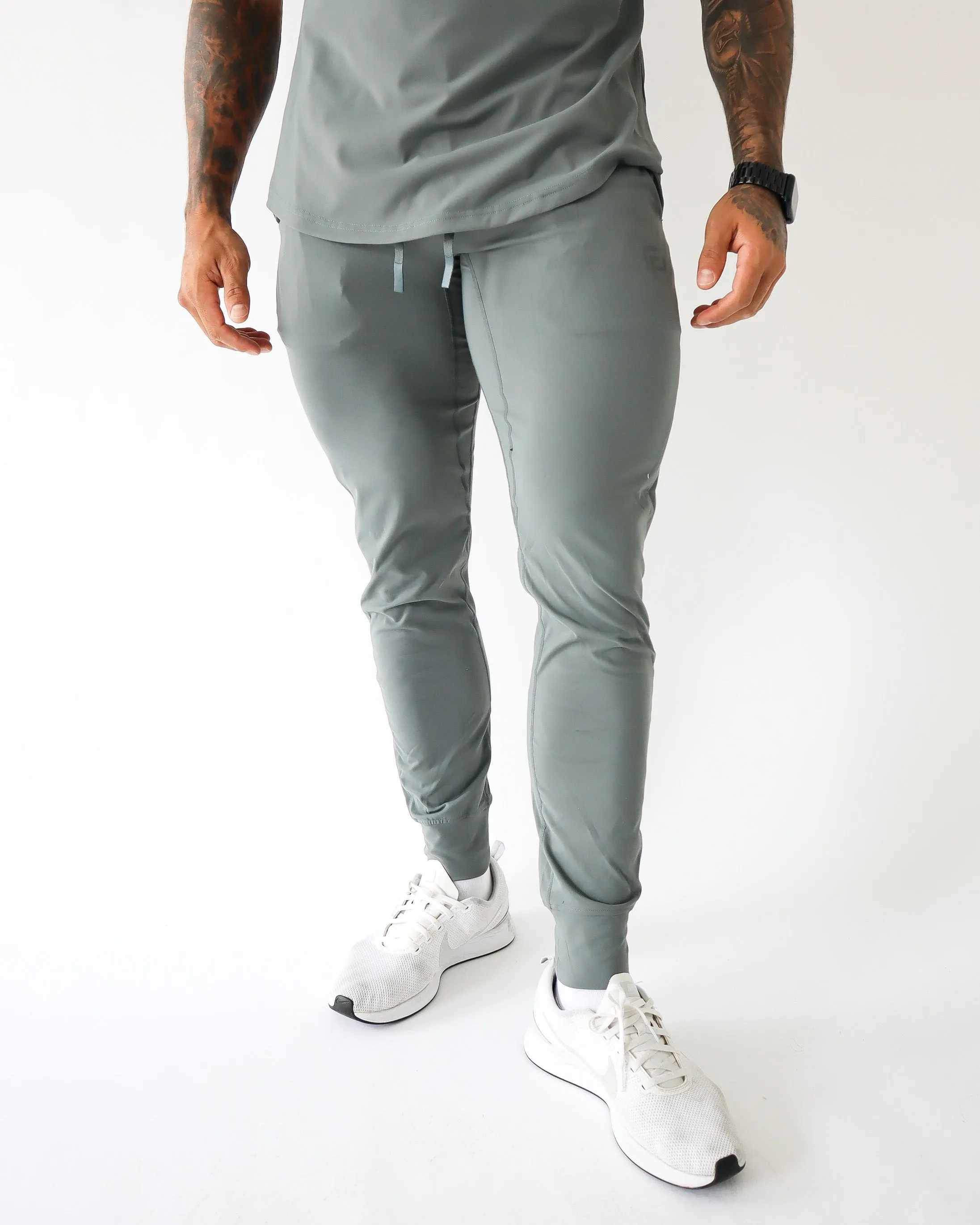 Elevate Joggers - Shadow