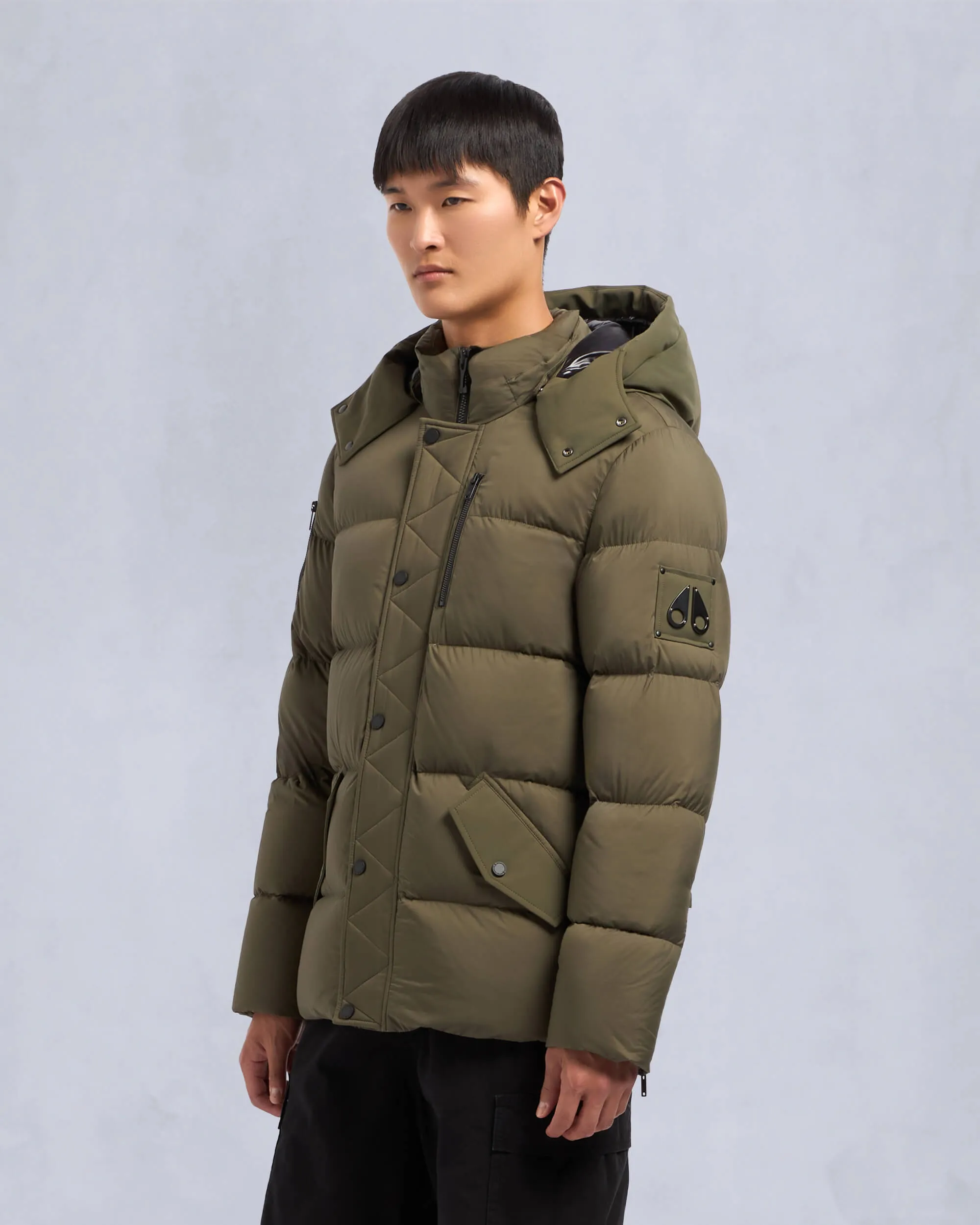 EVEREST 3Q PUFFER