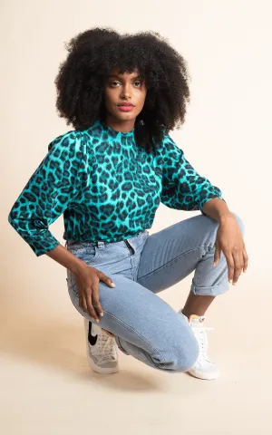 Leela Knitted Jumper in Green Leopard