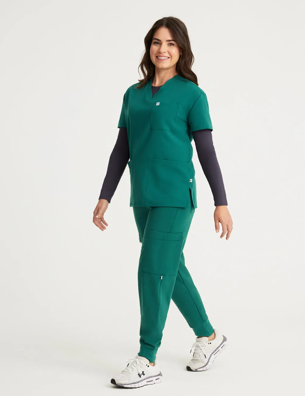 Womens 12-Pocket Scrub Jogger Pants - Hunter Green